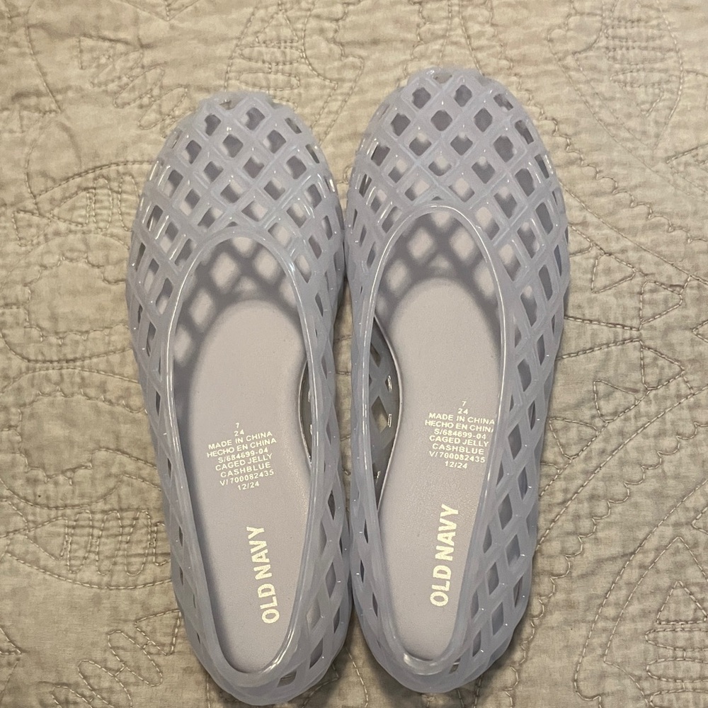 Old Navy Women's Light Gray Mesh Flats